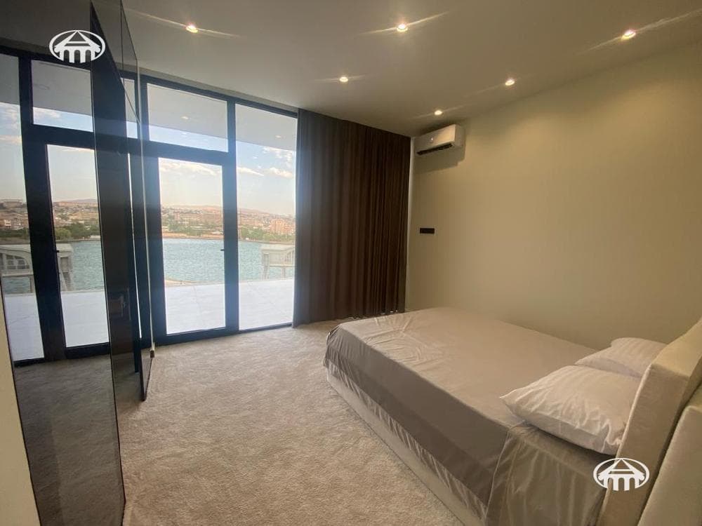 Mansion · 5 rooms · 380 m² · Arabkir