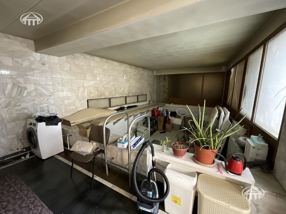 Mansion · 7 rooms · 700 m² · Arabkir