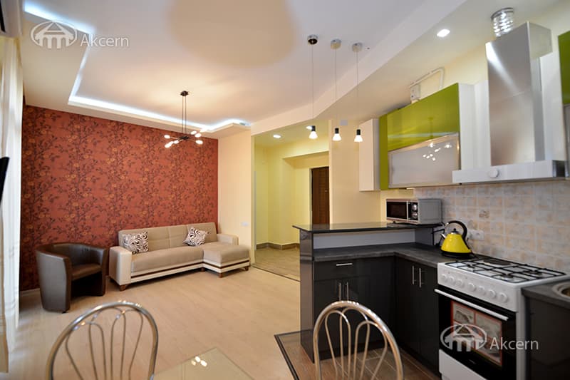 Apartment · 2 rooms · 70 m² · Kentron