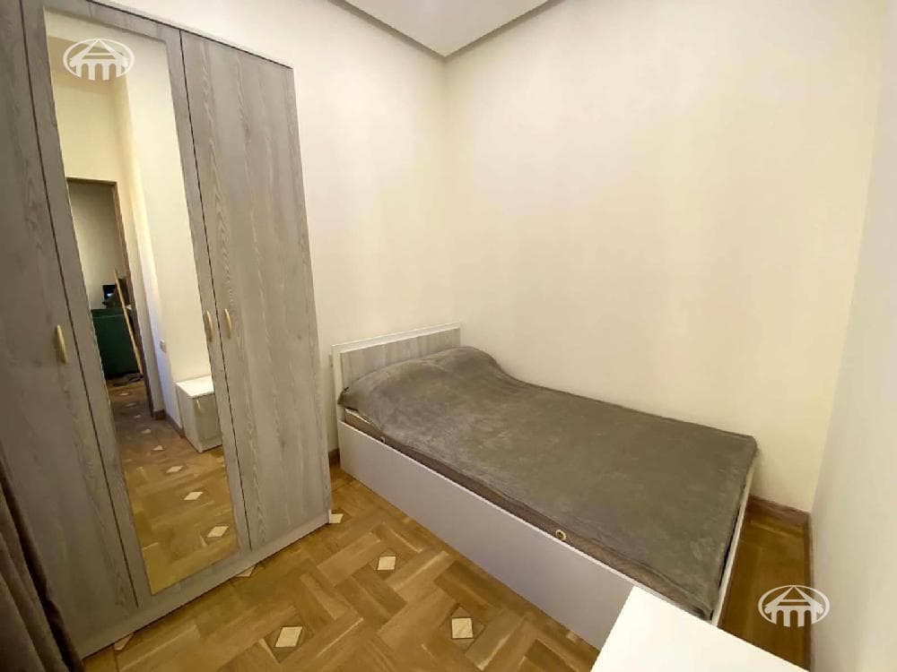 Apartment · 3 rooms · 50 m² · Kentron