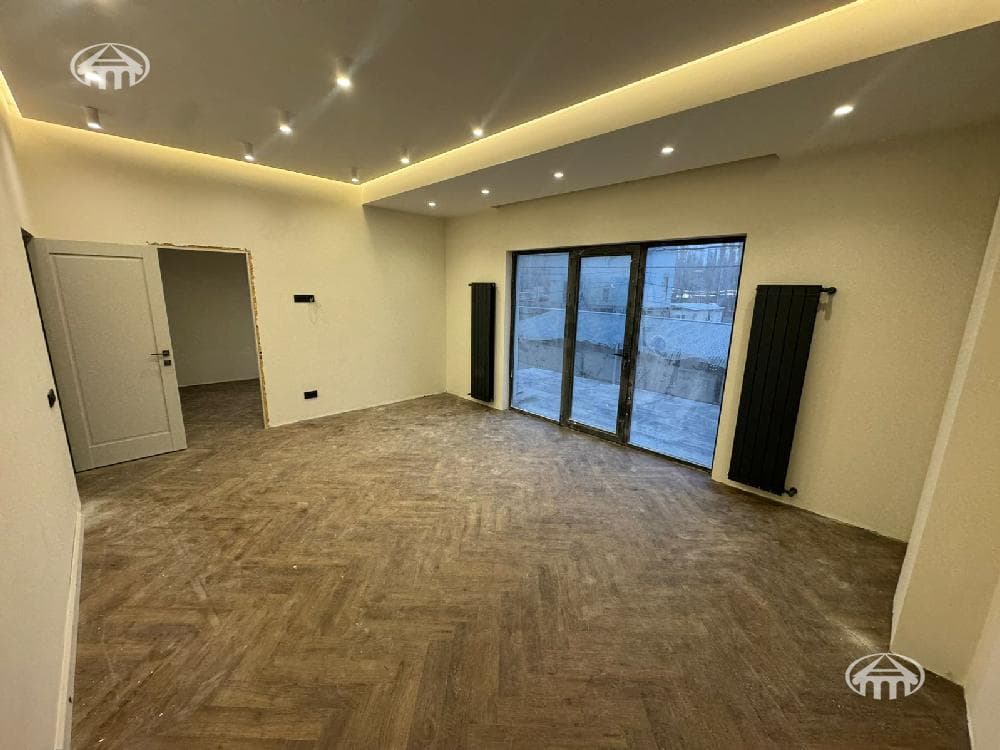 Особняк · 5 комн. · 202 м² · В.Птгни