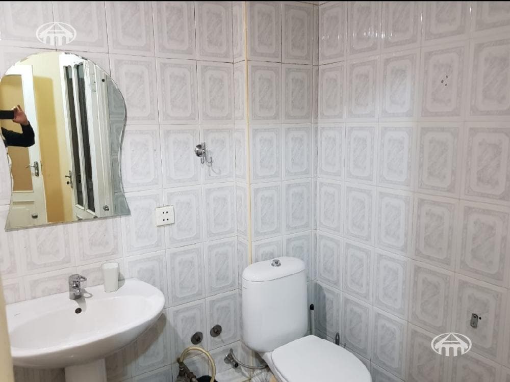 Apartment · 2 rooms · 60 m² · Kentron