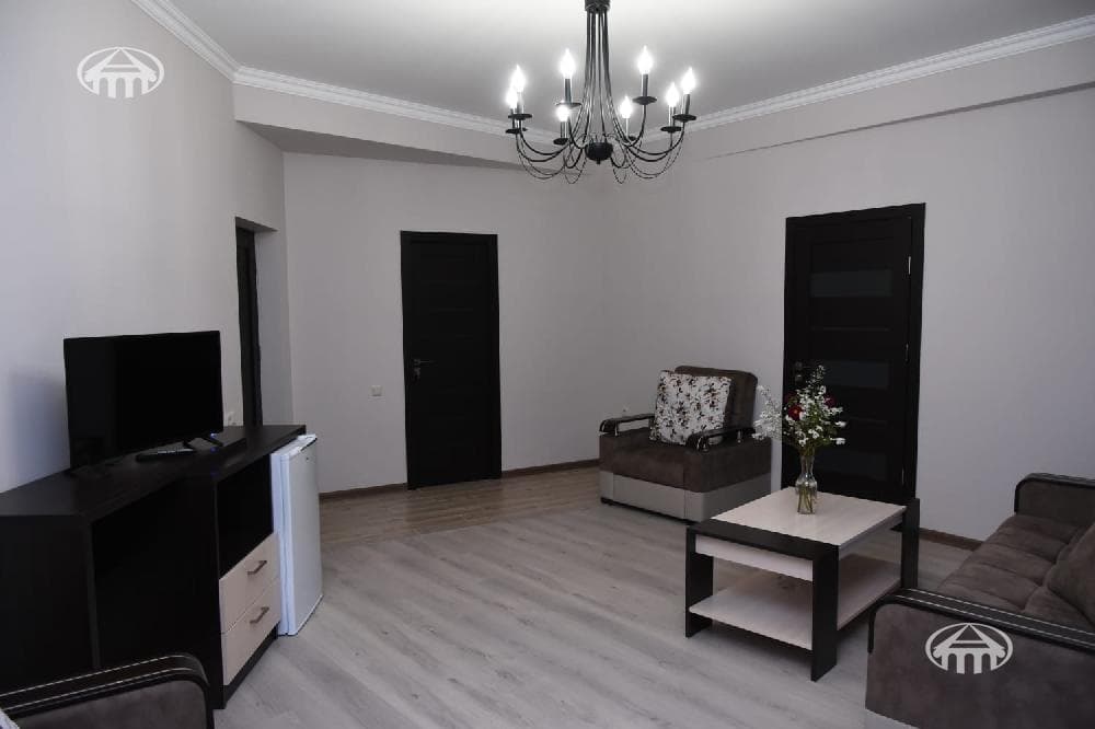 Отель · 3 428 м² · Арзакан