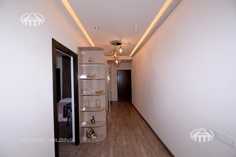 Квартира · 3 комн. · 90 м² · Арабкир