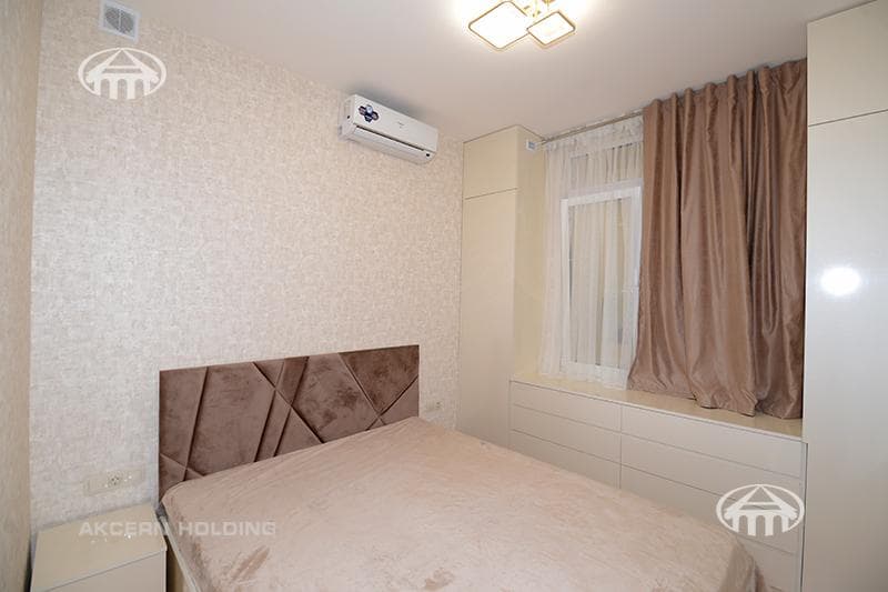 Квартира · 2 комн. · 65 м² · Кентрон