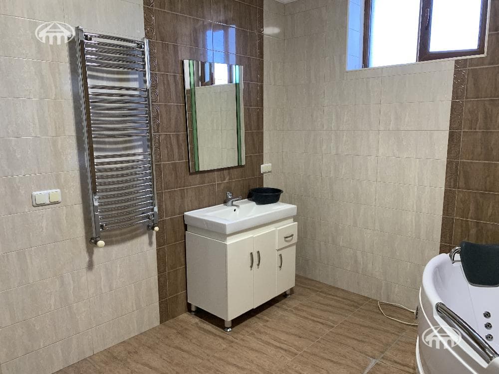 Mansion · 4 rooms · 328 m² · Malatia-Sebastia