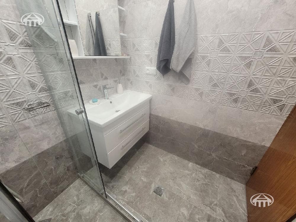 Квартира · 2 комн. · 65 м² · Аджапняк