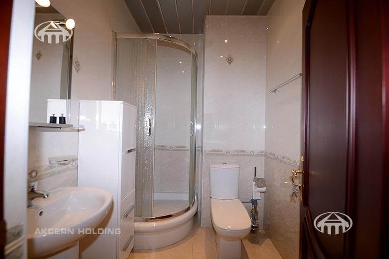Квартира · 4 комн. · 197 м² · Арабкир
