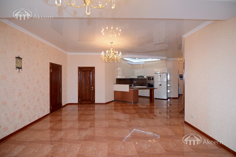 Квартира · 4 комн. · 133 м² · Арабкир
