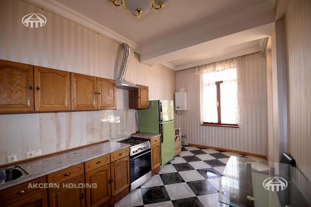 Квартира · 3 комн. · 120 м² · Кентрон