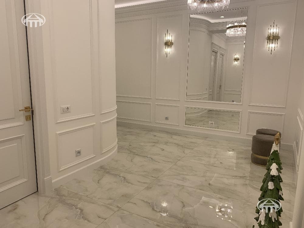 Apartment · 3 rooms · 133 m² · Kentron