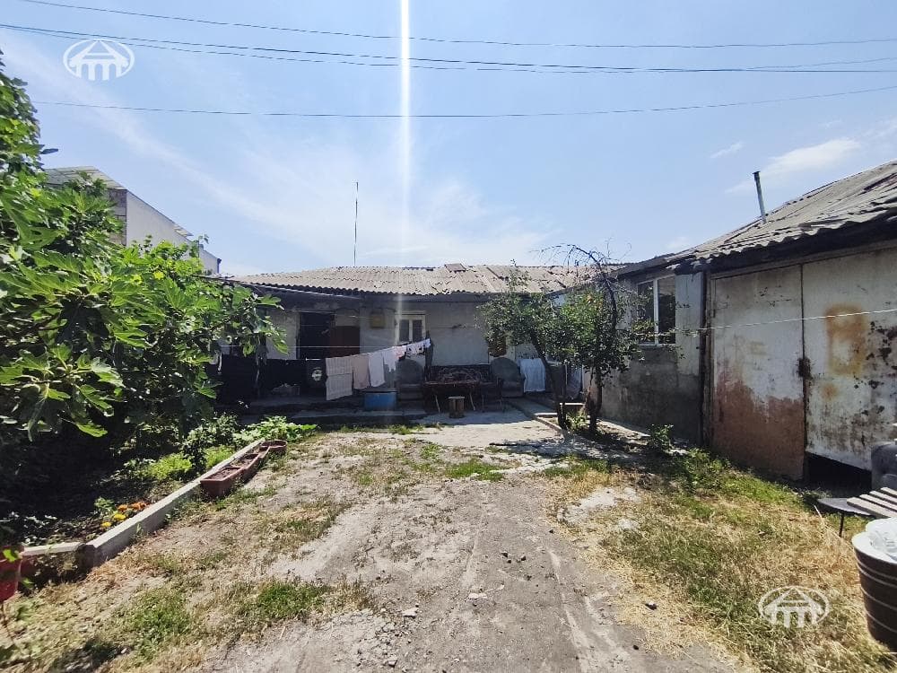 Участок · 887 м² · Аджапняк