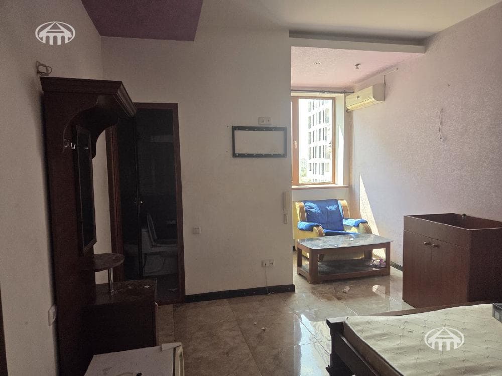 Hotel · 9 rooms · 390 m² · Ajapnyak