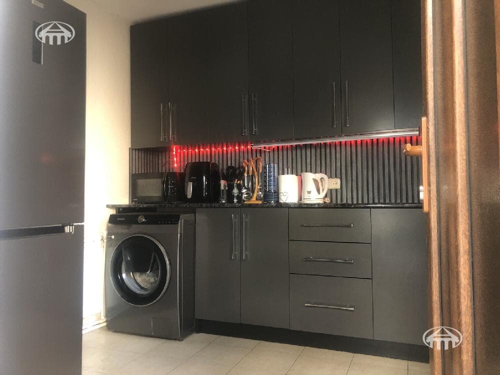 House · 6 rooms · 207 m² · Ajapnyak