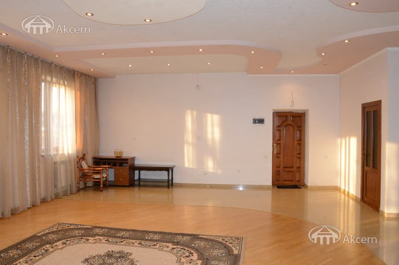 Дом · 7 комн. · 286 м² · Канакер-Зейтун