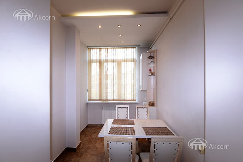 Apartment · 4 rooms · 125 m² · Kentron