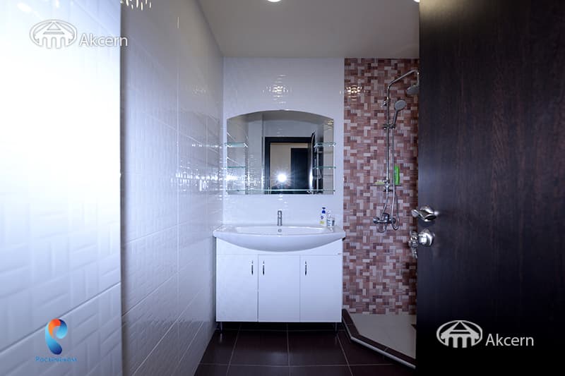 Apartment · 3 rooms · 126 m² · Kentron