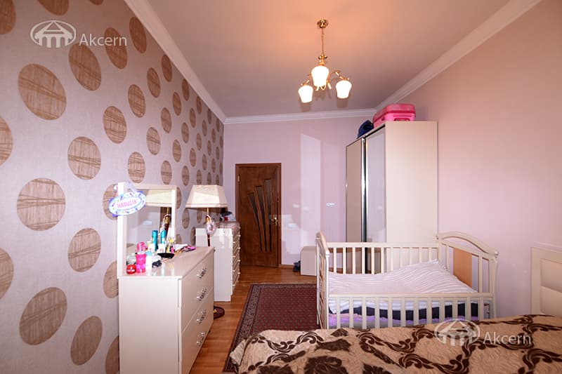 Дом · 3 комн. · 140 м² · Кентрон
