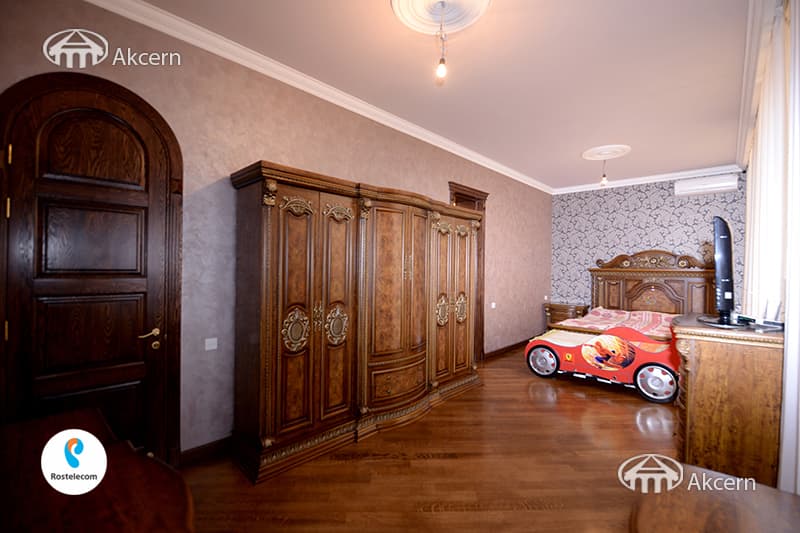 Mansion · 8 rooms · 917 m² · Malatia-Sebastia