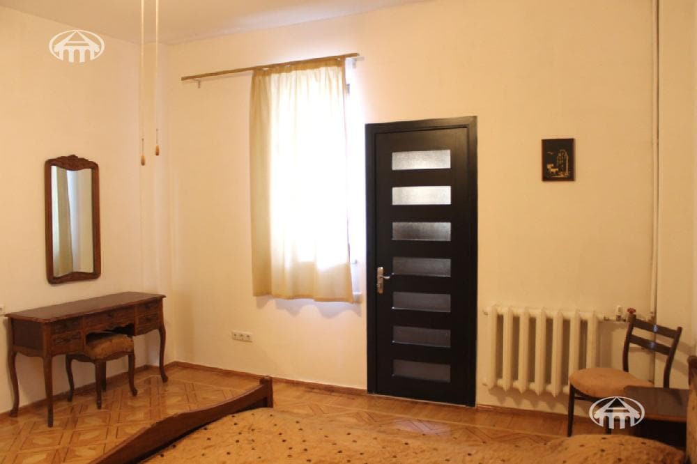 Առանձնատուն · 6 սեն. · 505 մ² · Արաբկիր
