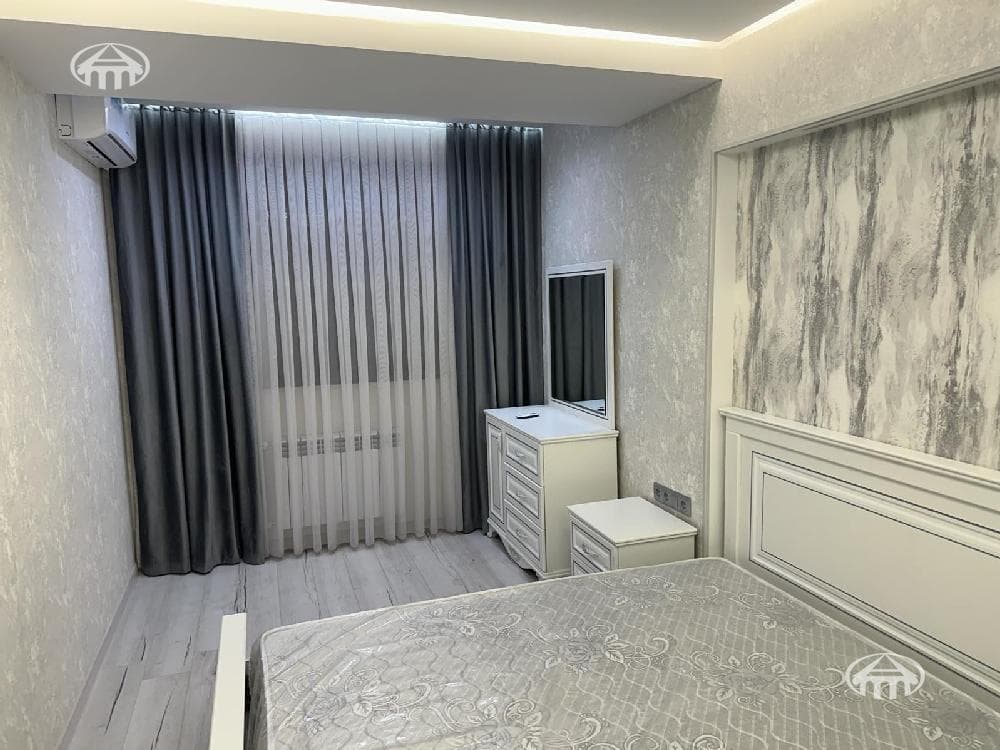 Apartment · 2 rooms · 53 m² · Kentron