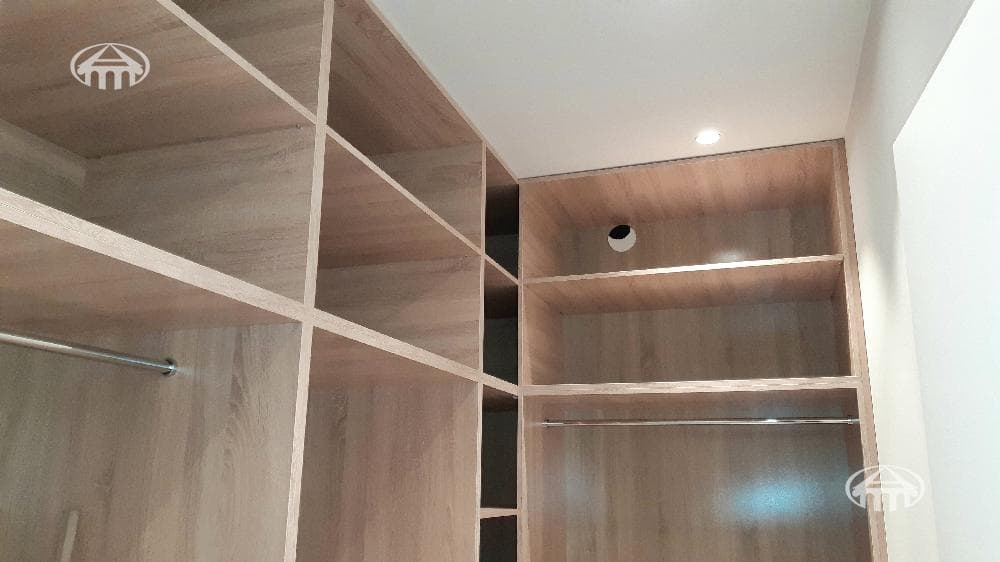 Apartment · 2 rooms · 83 m² · Kentron
