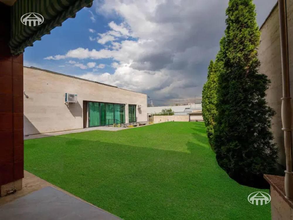 Mansion · 6 rooms · 500 m² · Kanaker-Zeytun