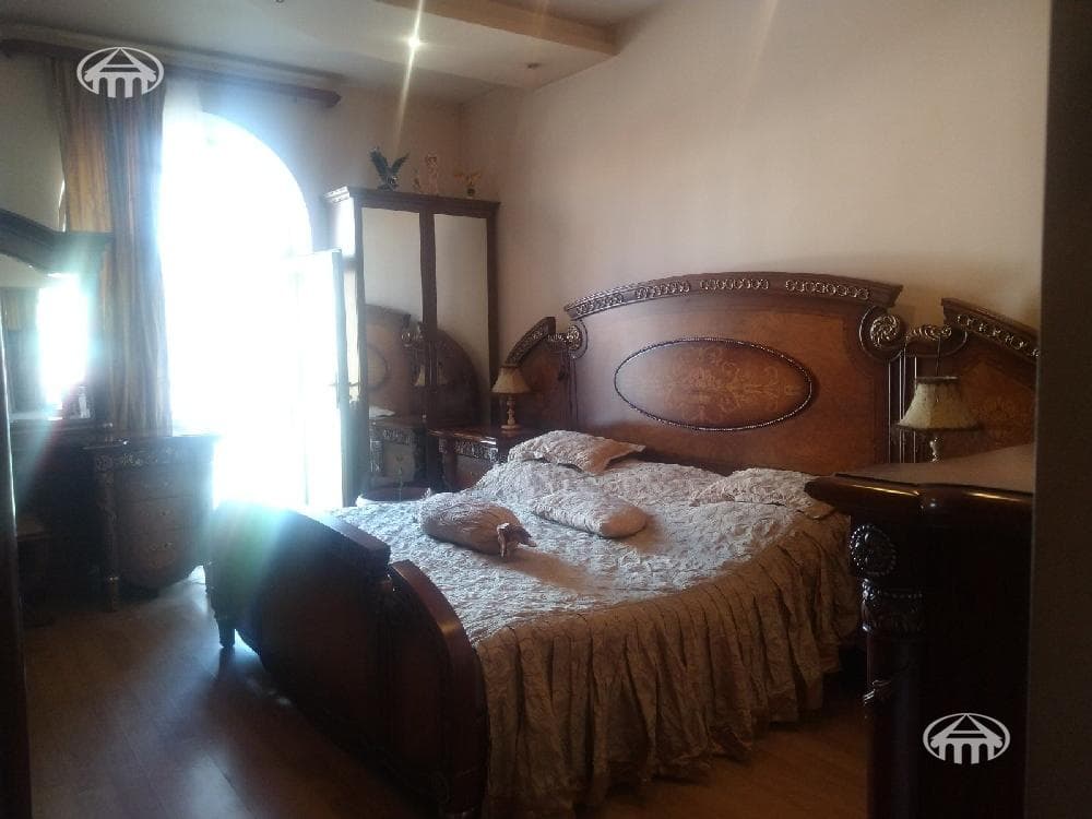 Apartment · 5 rooms · 164 m² · Kentron
