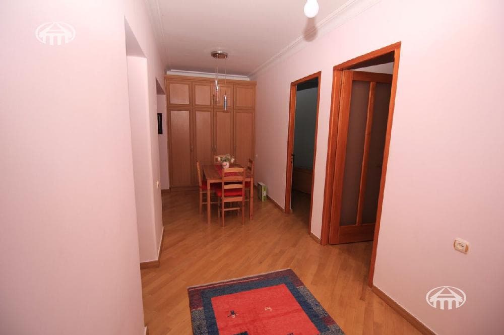 Квартира · 3 комн. · 76 м² · Арабкир