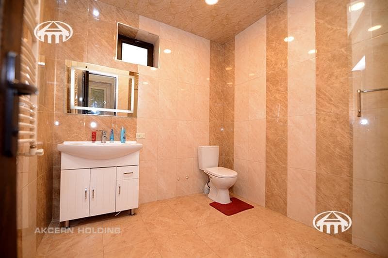 Առանձնատուն · 4 սեն. · 270 մ² · Ավան