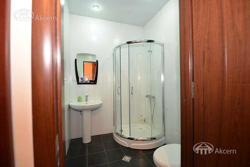 Квартира · 2 комн. · 68 м² · Кентрон