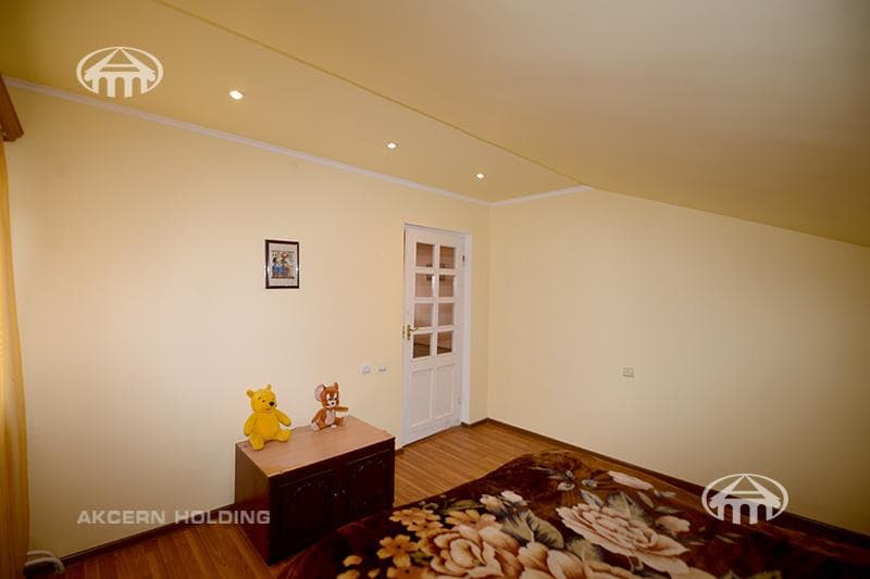 Mansion · 9 rooms · 385 m² · Kanaker-Zeytun