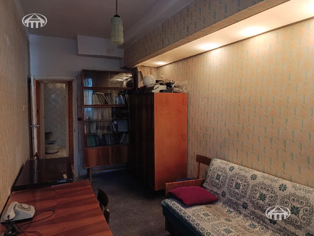 Apartment · 2 rooms · 77 m² · Kentron