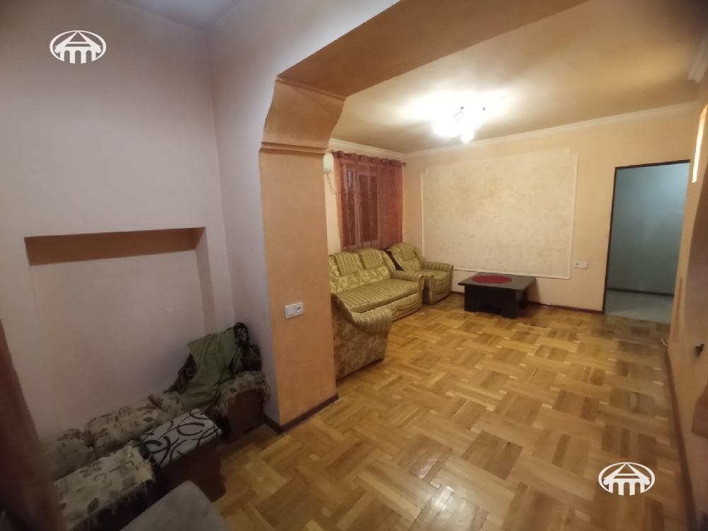 Apartment · 2 rooms · 56 m² · Kentron