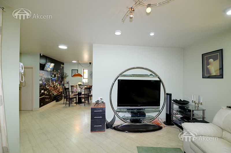 Mansion · 9 rooms · 600 m² · Balahovit