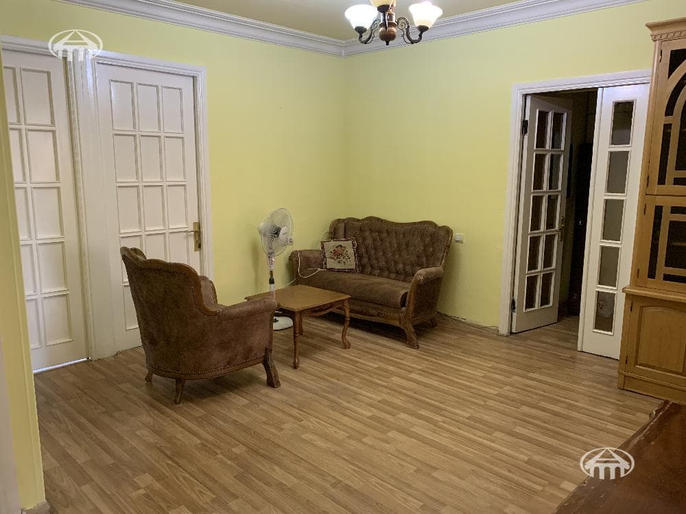 Apartment · 3 rooms · 84 m² · Kentron