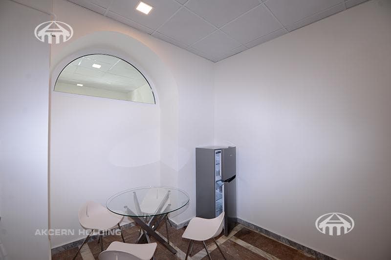 Office · 103 m² · Kentron