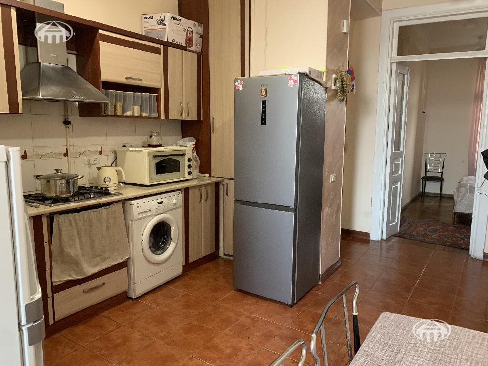 Квартира · 3 комн. · 80 м² · Кентрон