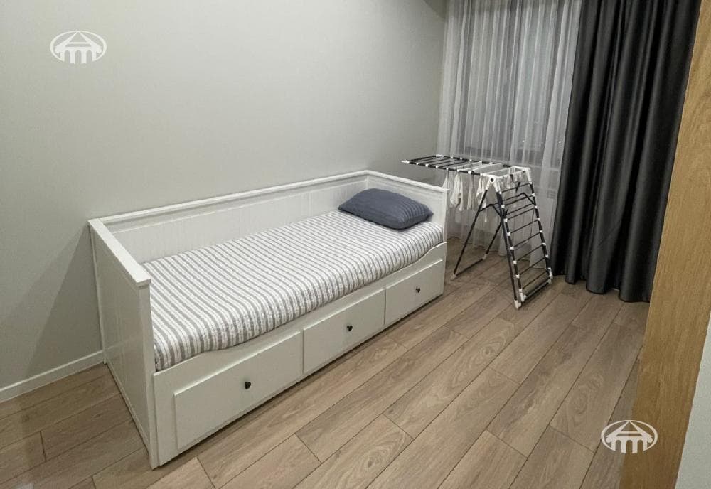 Квартира · 3 комн. · 73 м² · Кентрон