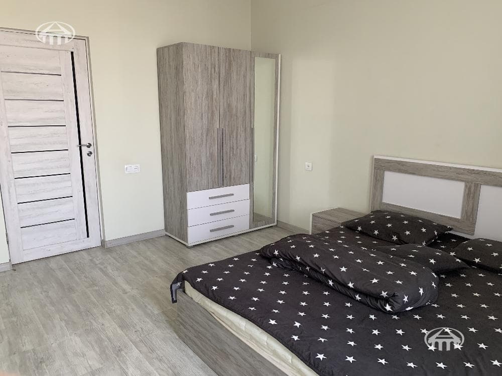 Квартира · 2 комн. · 55 м² · Кентрон