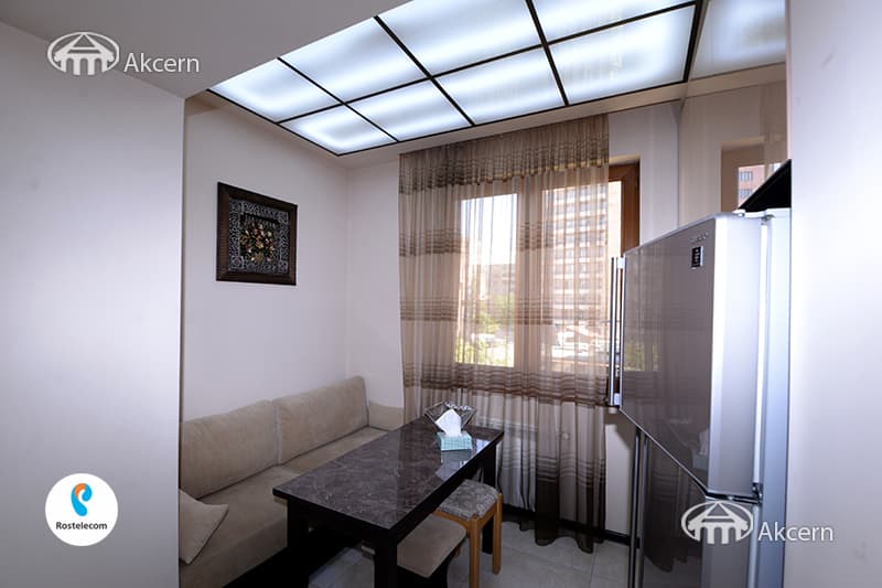 Квартира · 2 комн. · 85 м² · Кентрон
