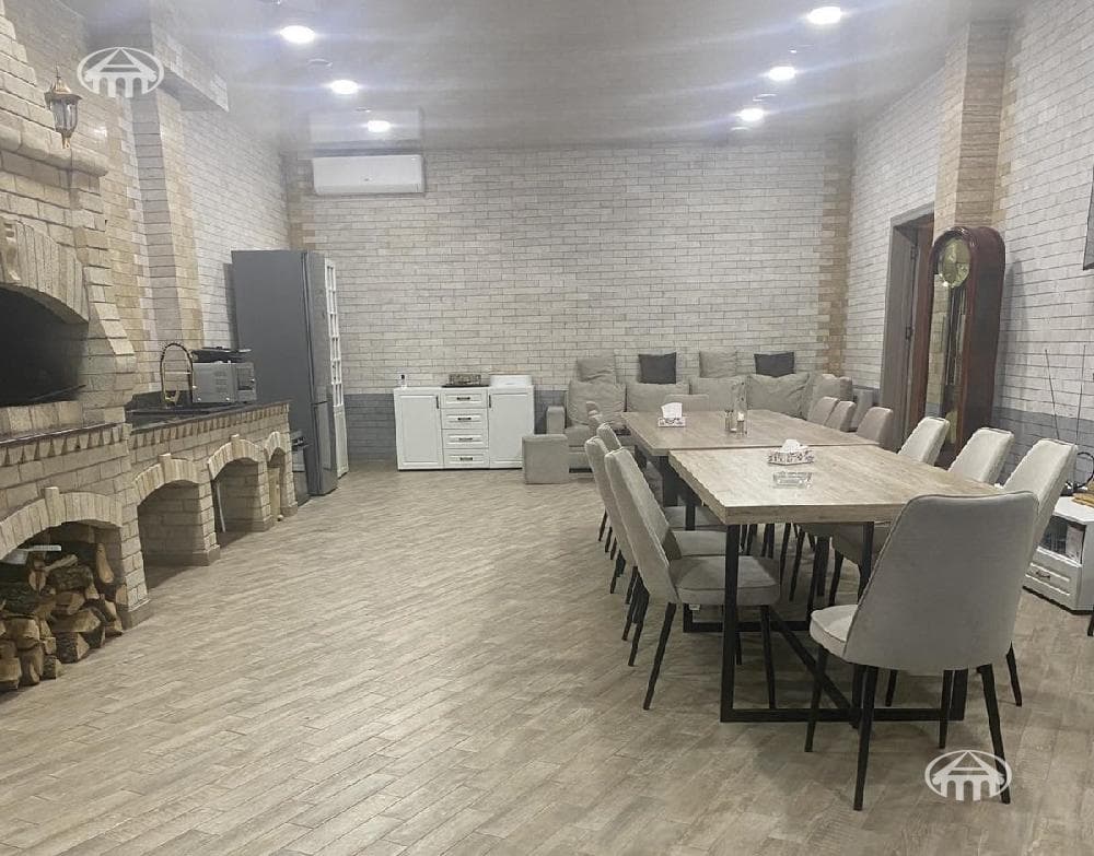 Քոթեջ · 460 մ² · Ավան