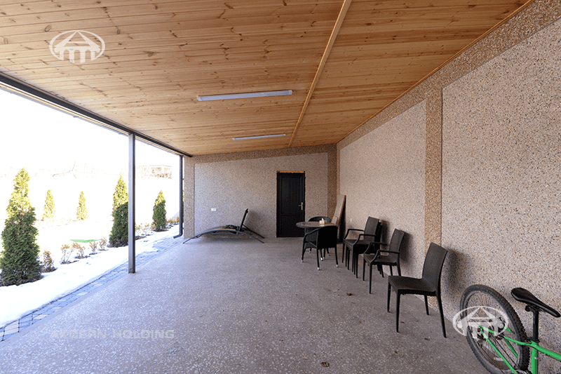 Mansion · 5 rooms · 280 m² · v. Arinj