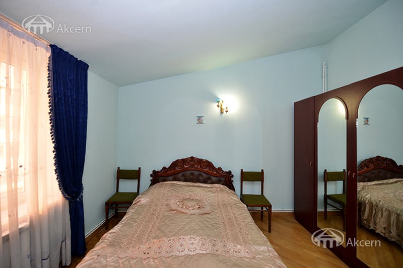 Apartment · 6 rooms · 234 m² · Arabkir