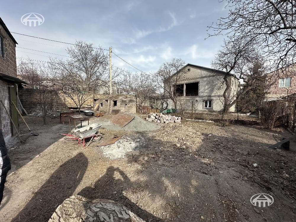 Дом · 6 комн. · 280 м² · Ариндж