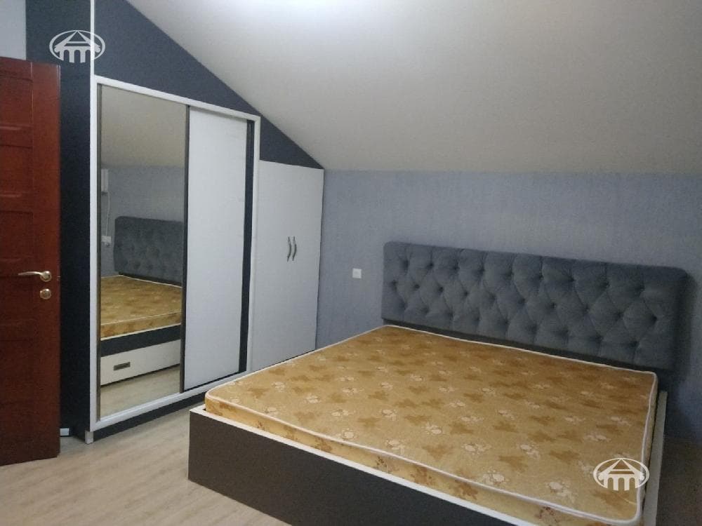 Apartment · 4 rooms · 184 m² · Kentron