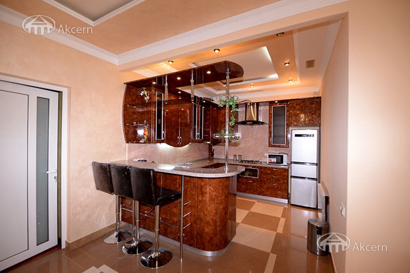 Особняк · 3 комн. · 160 м² · Кентрон