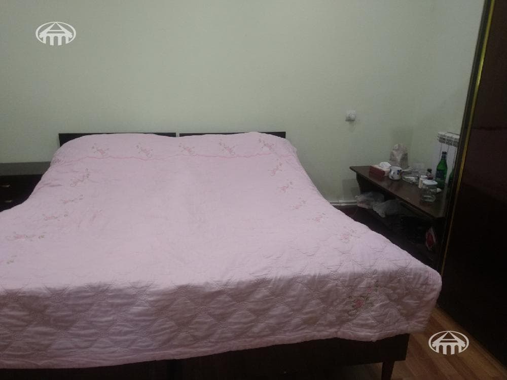 House · 3 rooms · 90 m² · Arabkir