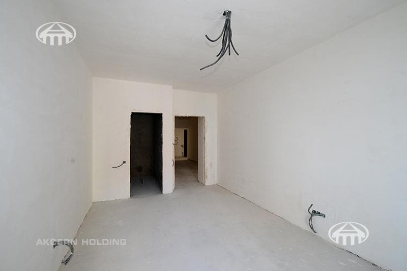 Apartment · 4 rooms · 173 m² · Kentron