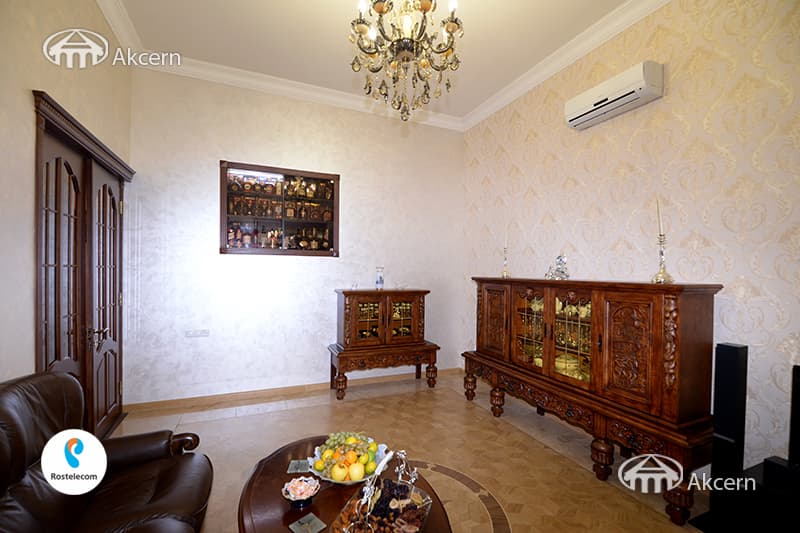 Квартира · 5 комн. · 120 м² · Кентрон